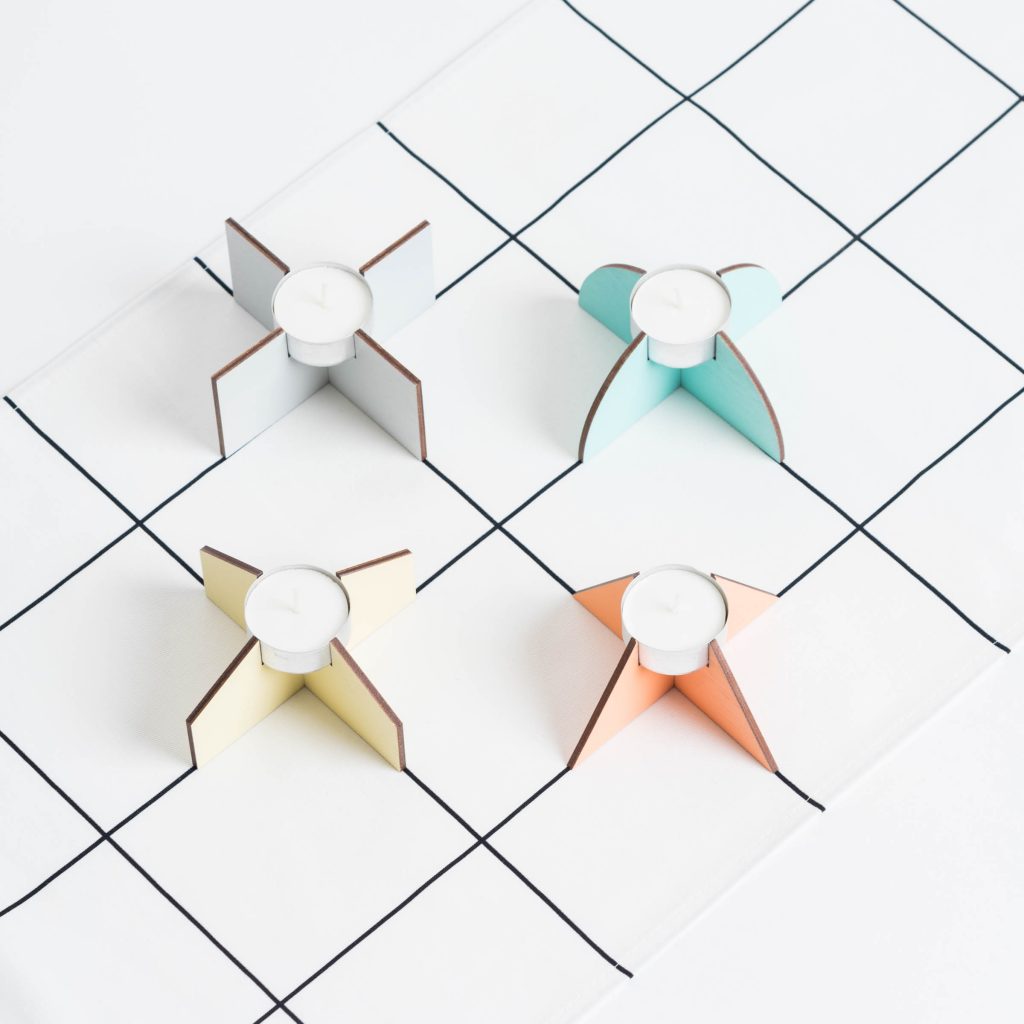 nice geo shapes Kerzenständer