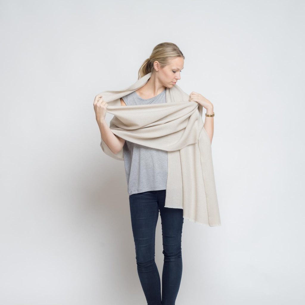 nice merino schal - sand