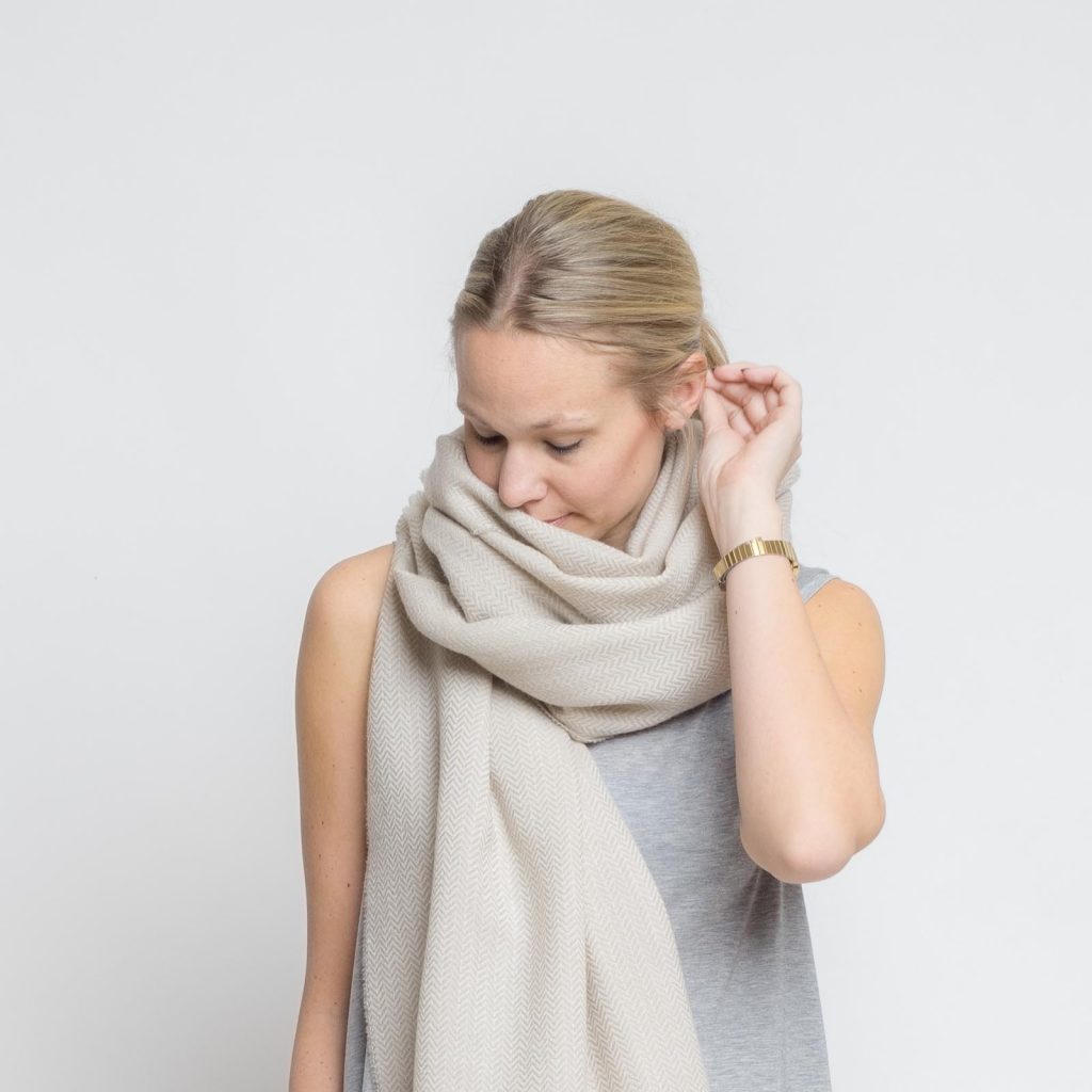 nice merino schal - sand
