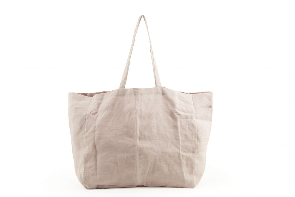 RGR_MonkandAnna_Kyodaina_Nude pink_pouch