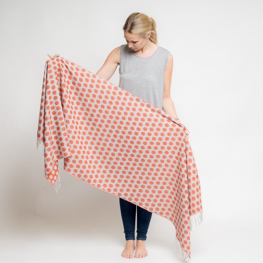 nice merino schal - dots rost