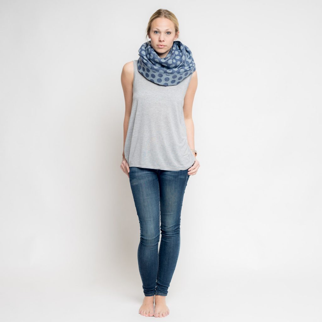 nice merino schal - dots ocean