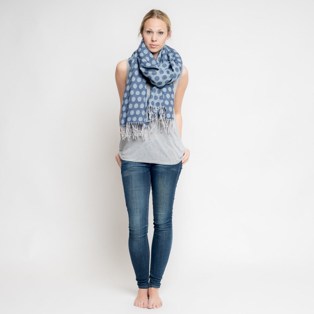 nice merino schal - dots ocean