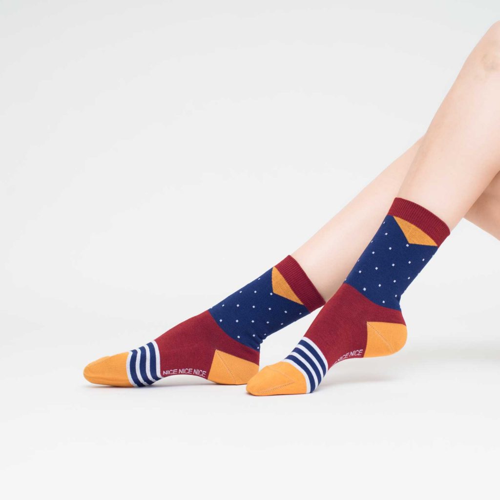 nice socks dots bordeaux