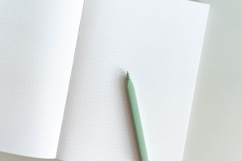 Monk & Anna Notebook shapes L