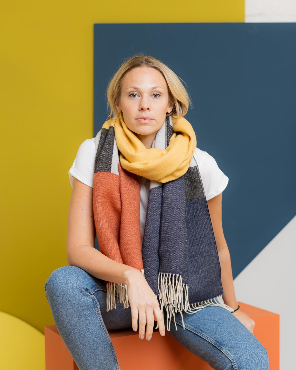 nice Merino Schal PLAY - Sprinkles red blue yellow
