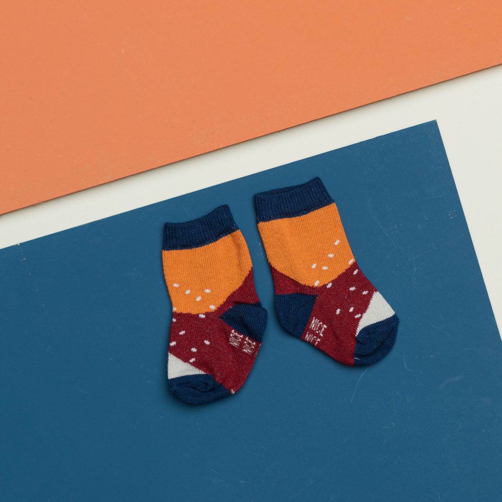 Babysocken shapes bordeaux