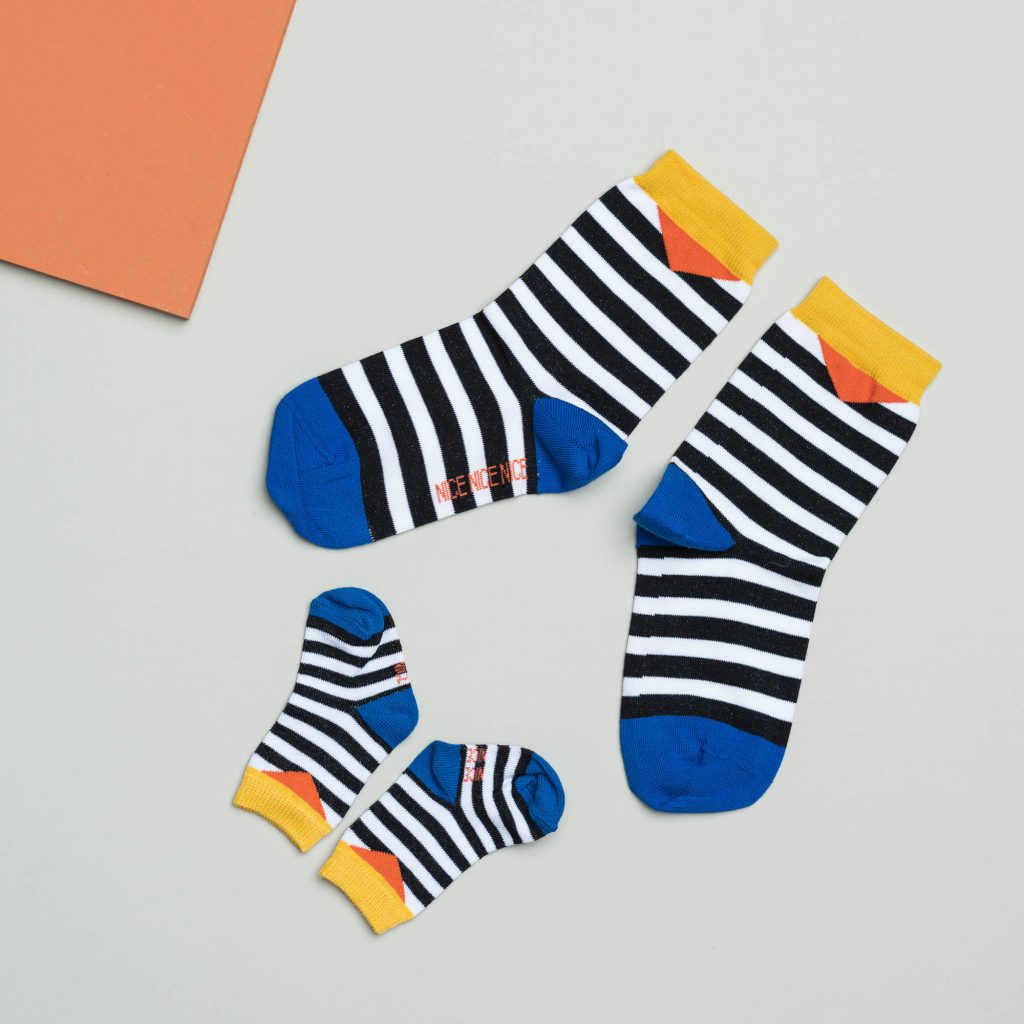 Babysocken block stripes red blue yellow