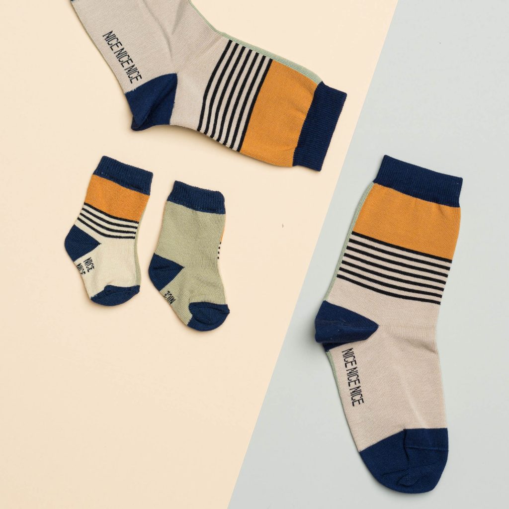 Babysocken halb/halb sand
