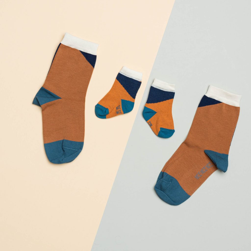 Babysocken diagonal brick red