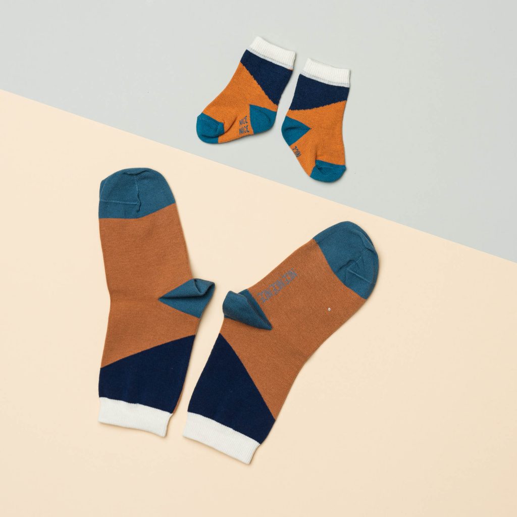 Babysocken diagonal brick red