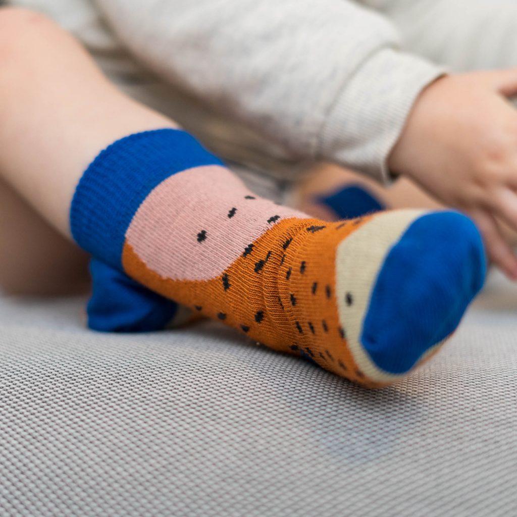 Babysocken shapes hazelnut