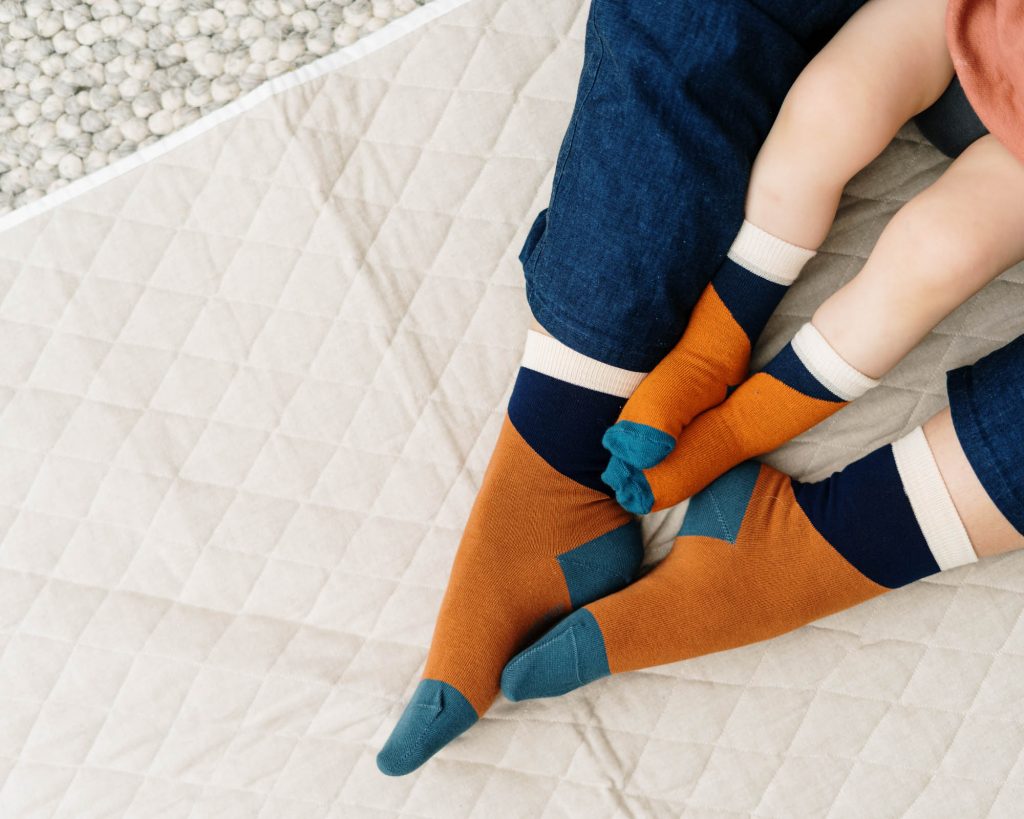 Babysocken diagonal brick red