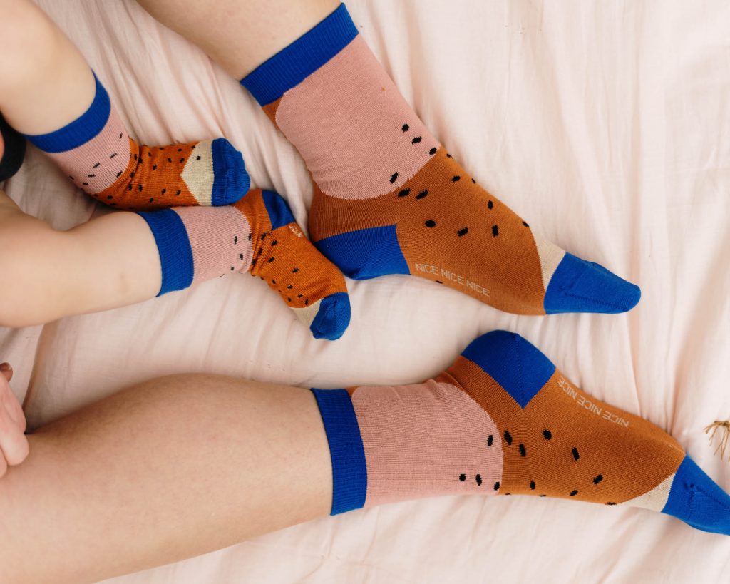 Babysocken shapes hazelnut