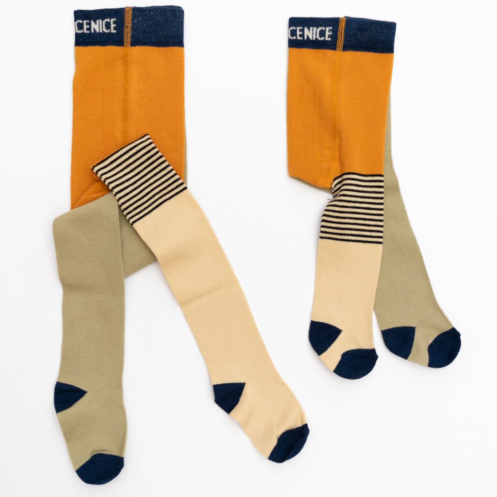 Babystrumpfhose halb/halb sand