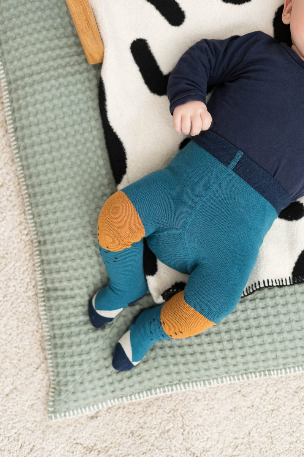 Babystrumpfhose shapes petrol
