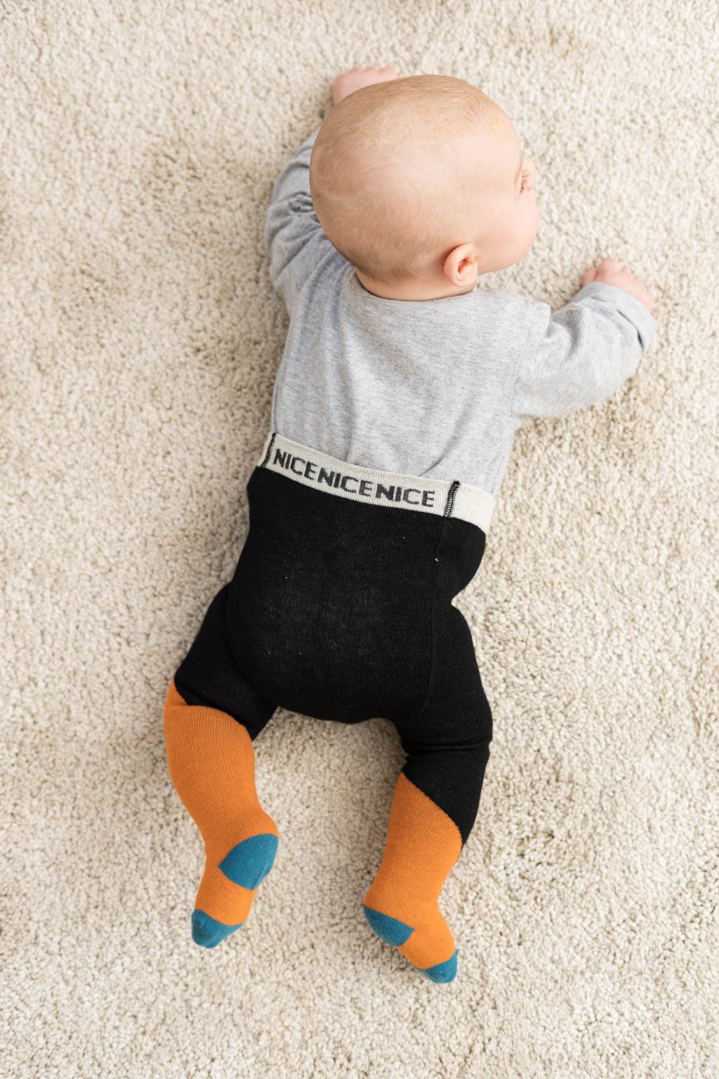 Babystrumpfhose diagonal brick red