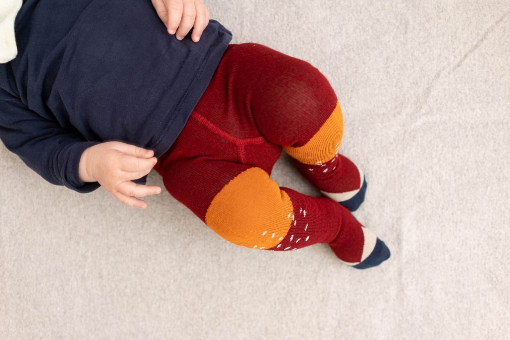 Babystrumpfhose shapes bordeaux