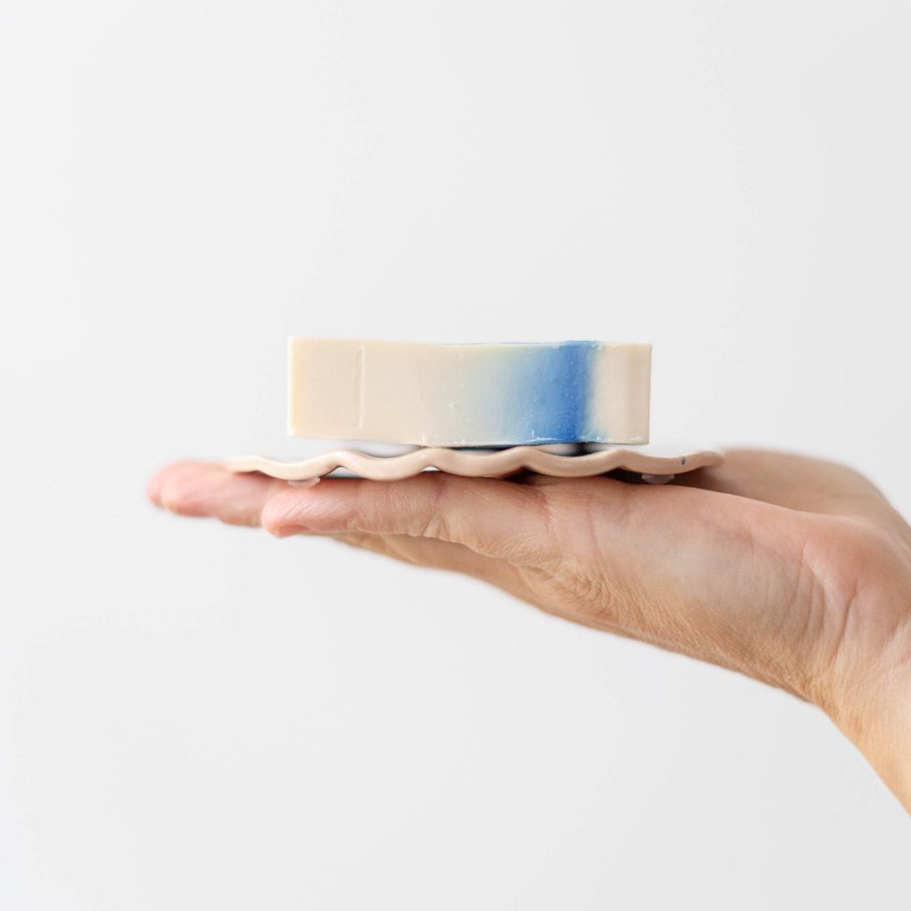 Seifenschale wave round blob | rose blue