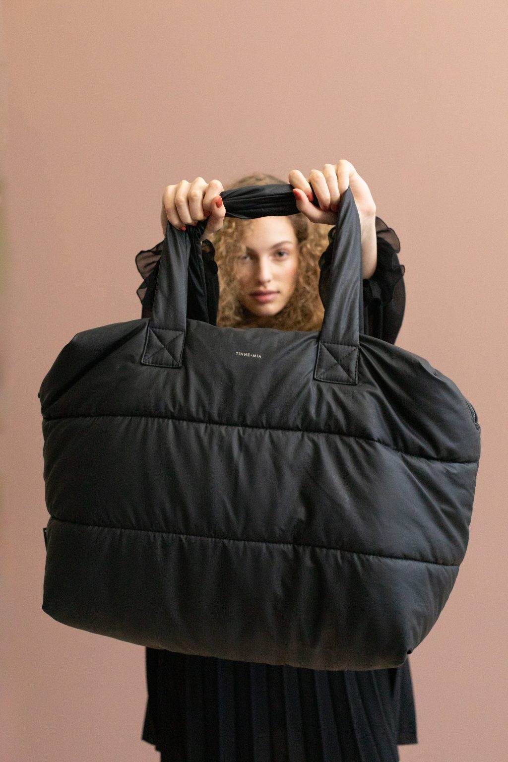 Tinne + Mia Camill | big puffy weekend bag