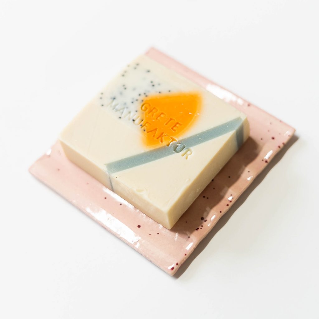 Grete Manufaktur - SEIFE CONSTANZE - LAVENDEL & THYMIAN - Punkte Orange Grau