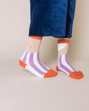 nice socks ARTIST edition - Anna Katharina Jansen lila