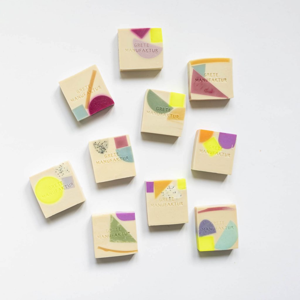 Grete Manufaktur - SEIFE CONSTANZE - LAVENDEL & THYMIAN - Pink Orange Blau