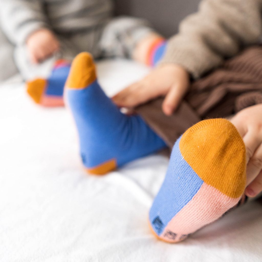 Baby-Kindersocken halb/halb lilac