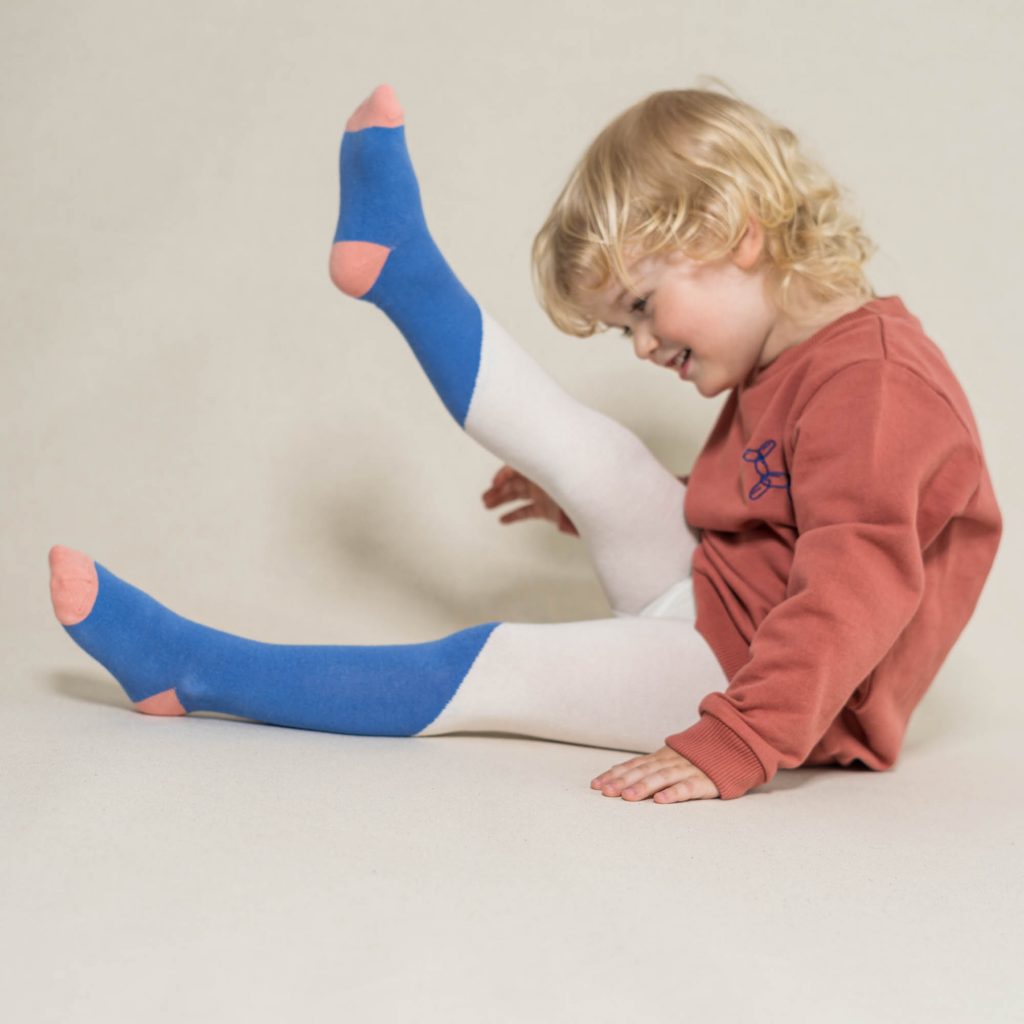 Baby- und Kinder Strumpfhose diagonal lilac