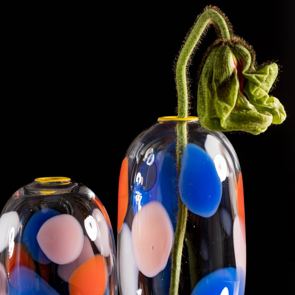 Pia Hoff - Vase Confetti S blau rot