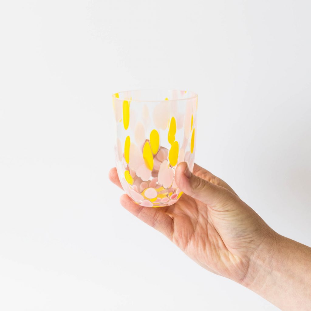 Konfetti Glas rosé gelb