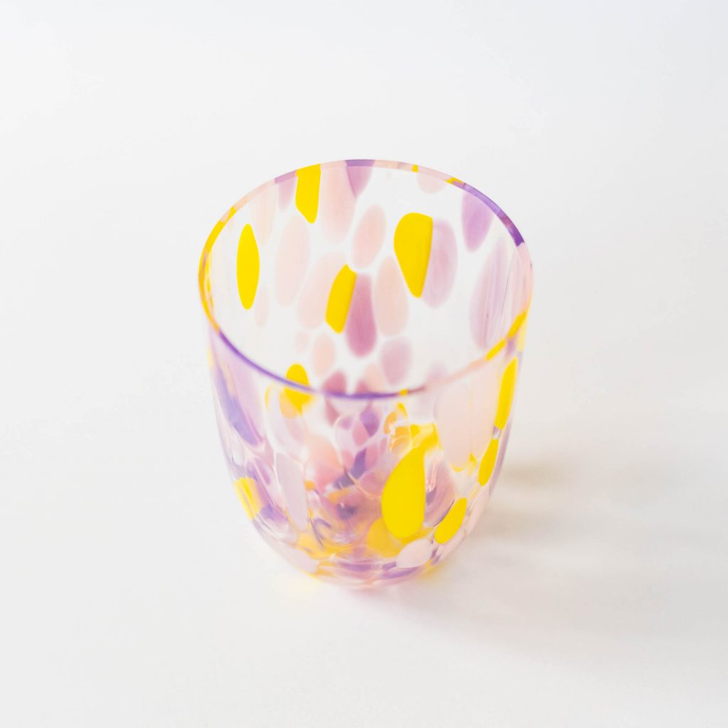 Konfetti Glas rosé gelb lila