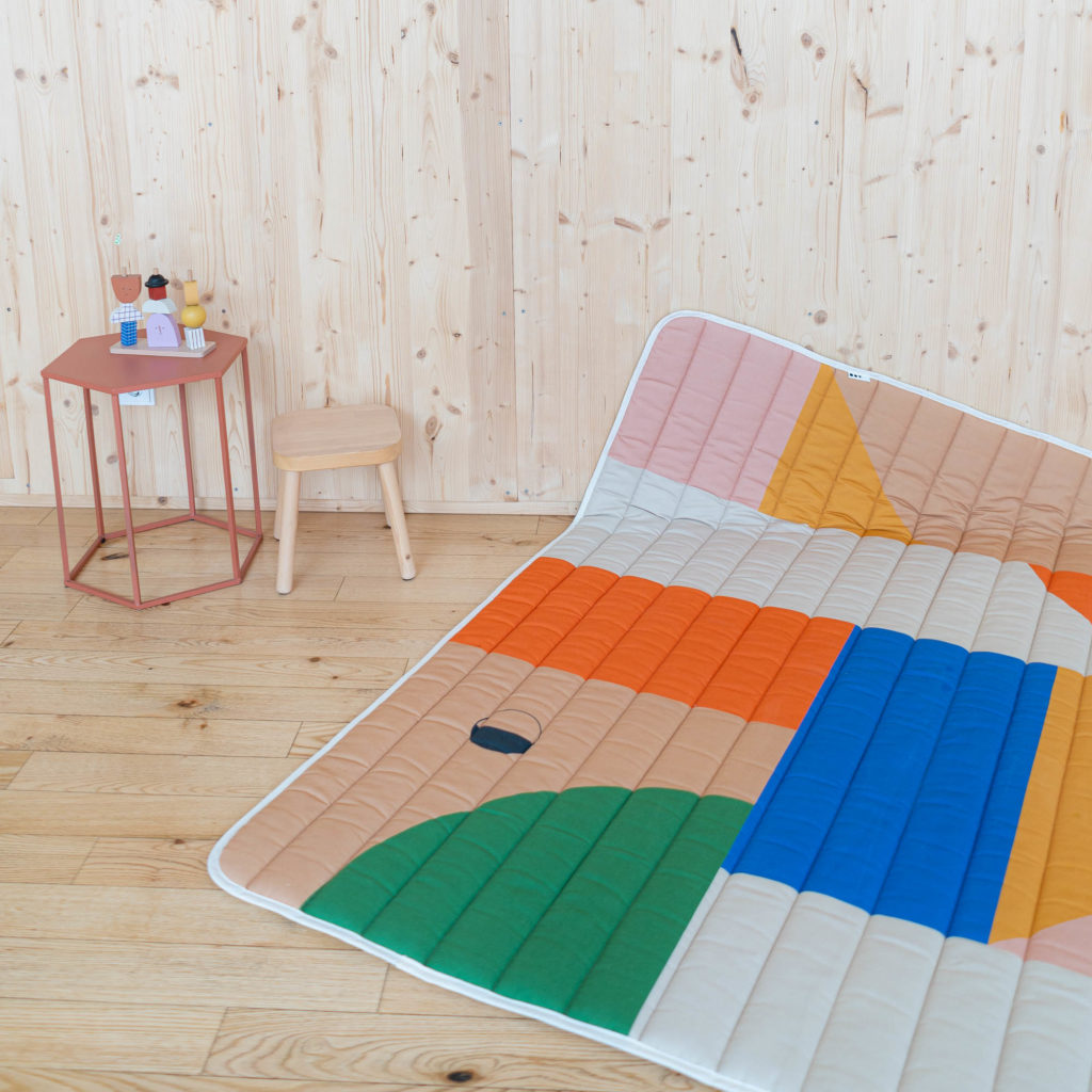 B-Ware Steppdecke XL- eyes green