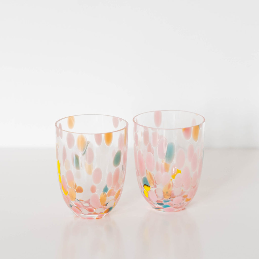 Konfetti Glas rosa gelb grün
