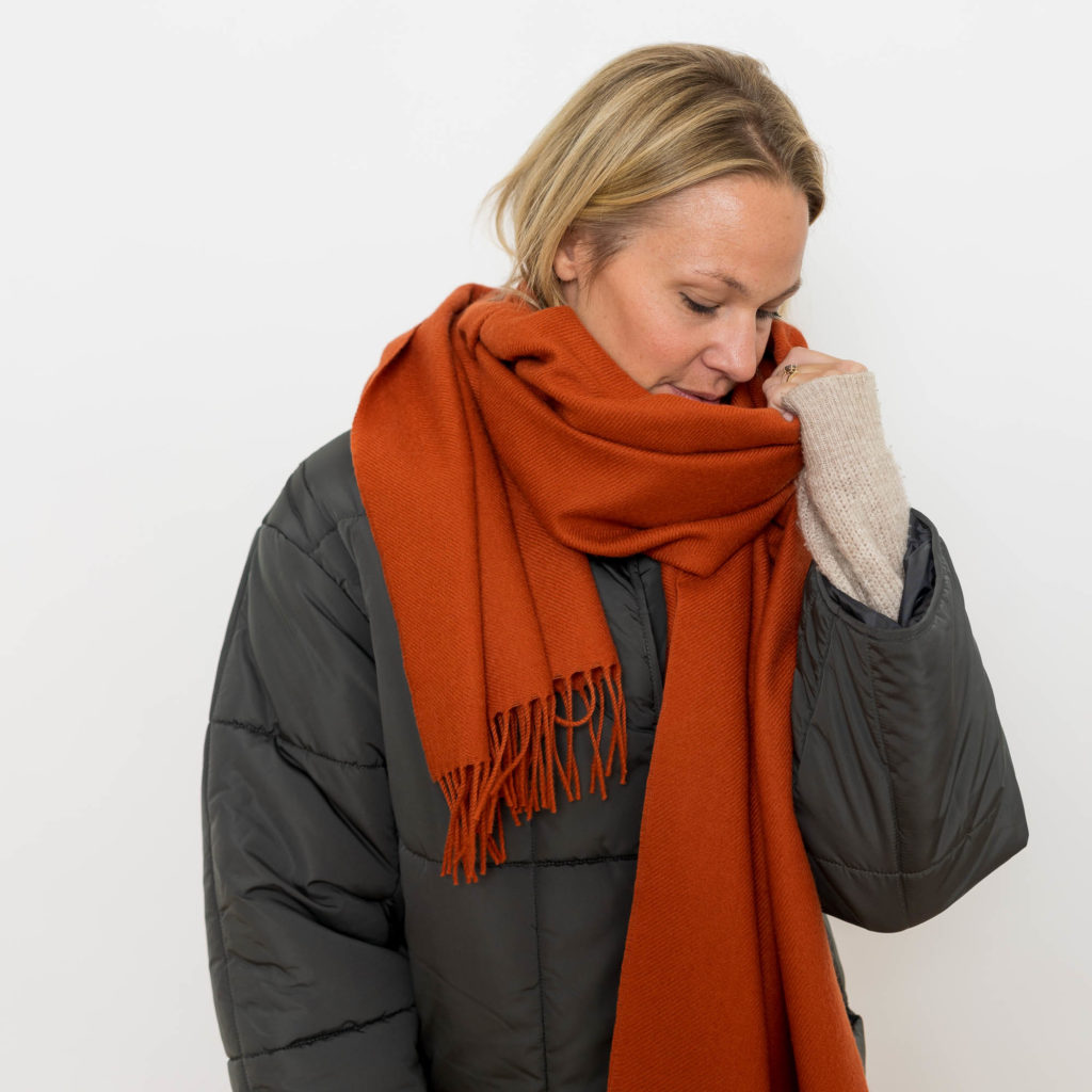 nice merino schal - brick red