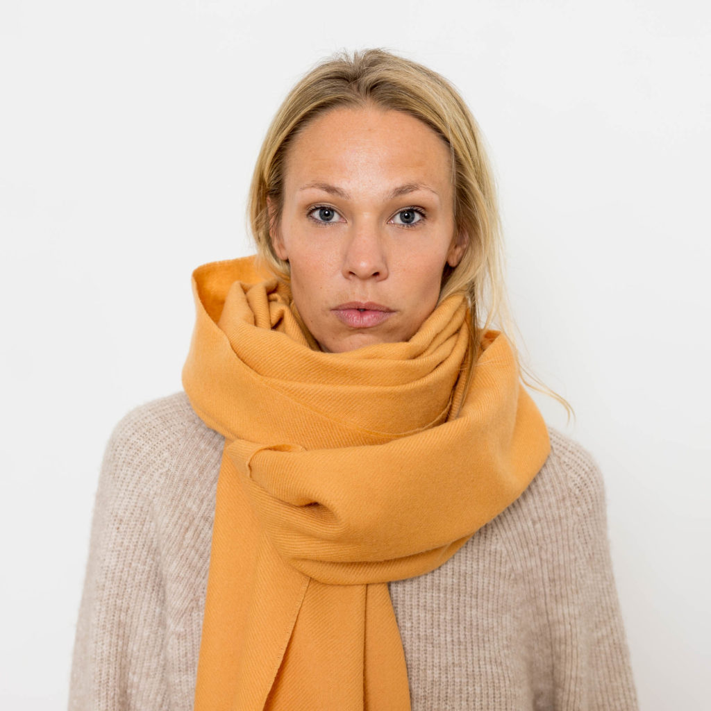 nice merino schal - light peach