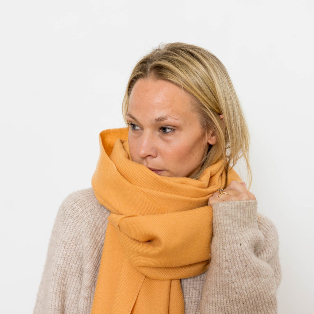 nice merino schal - light peach