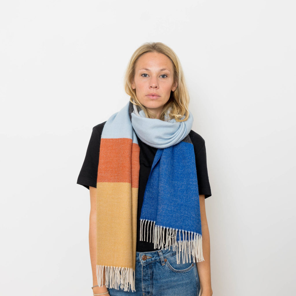 B-Ware - nice Merino Schal PLAY - stripes peach sky