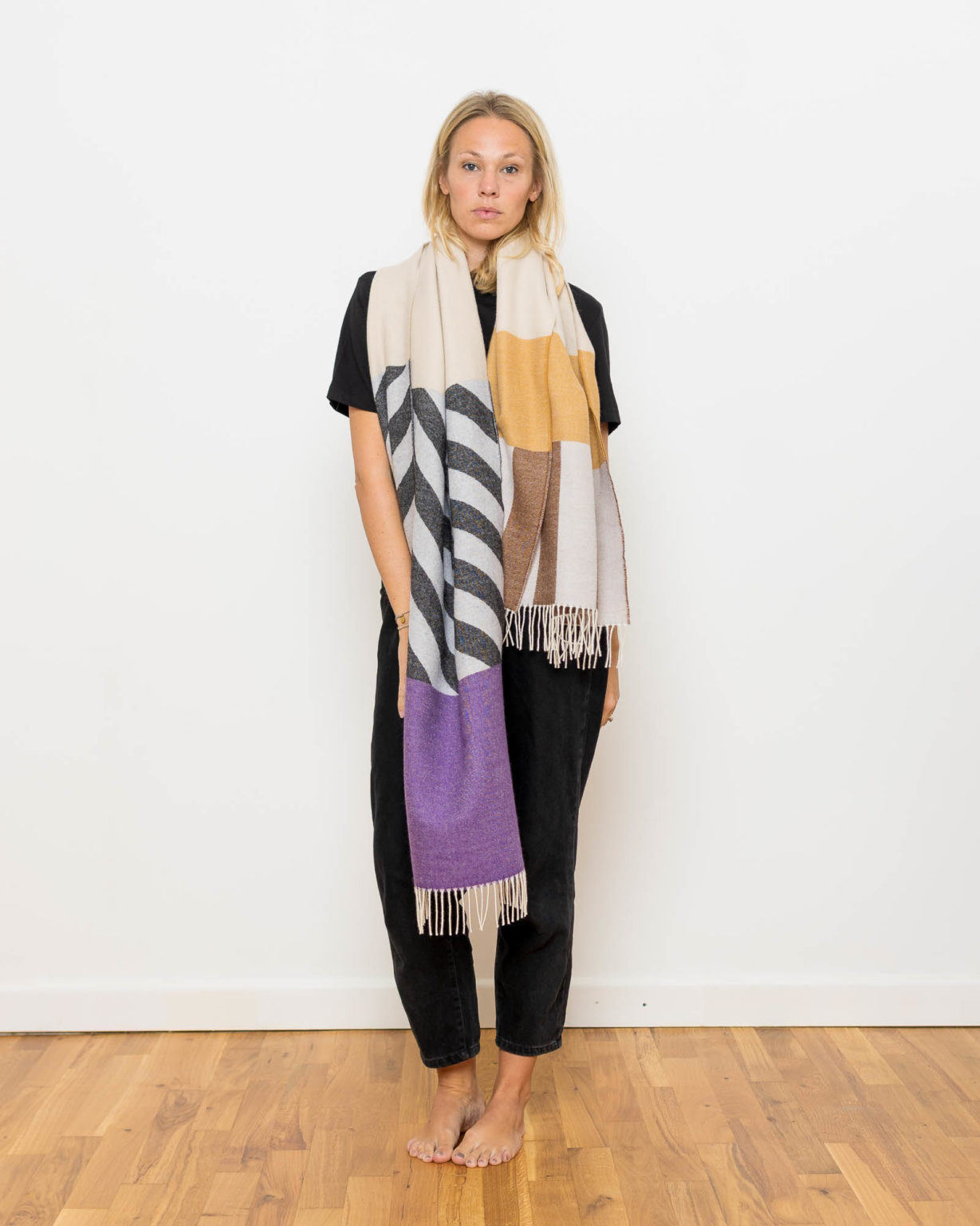 nice Merino Schal PLAY - diagonal purple greige