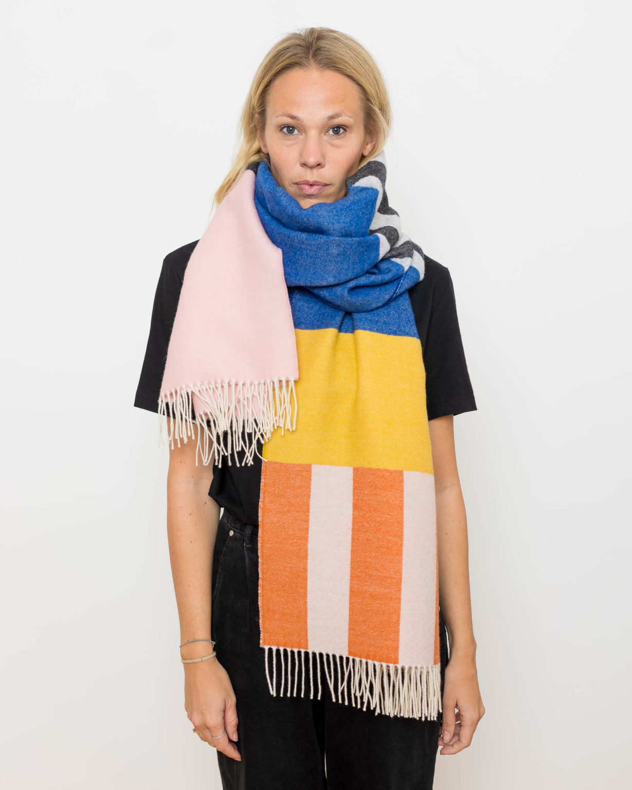 nice Merino Schal PLAY - diagonal pink blue