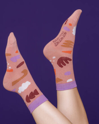 nice socks ARTIST edition - Frau Sieben rose