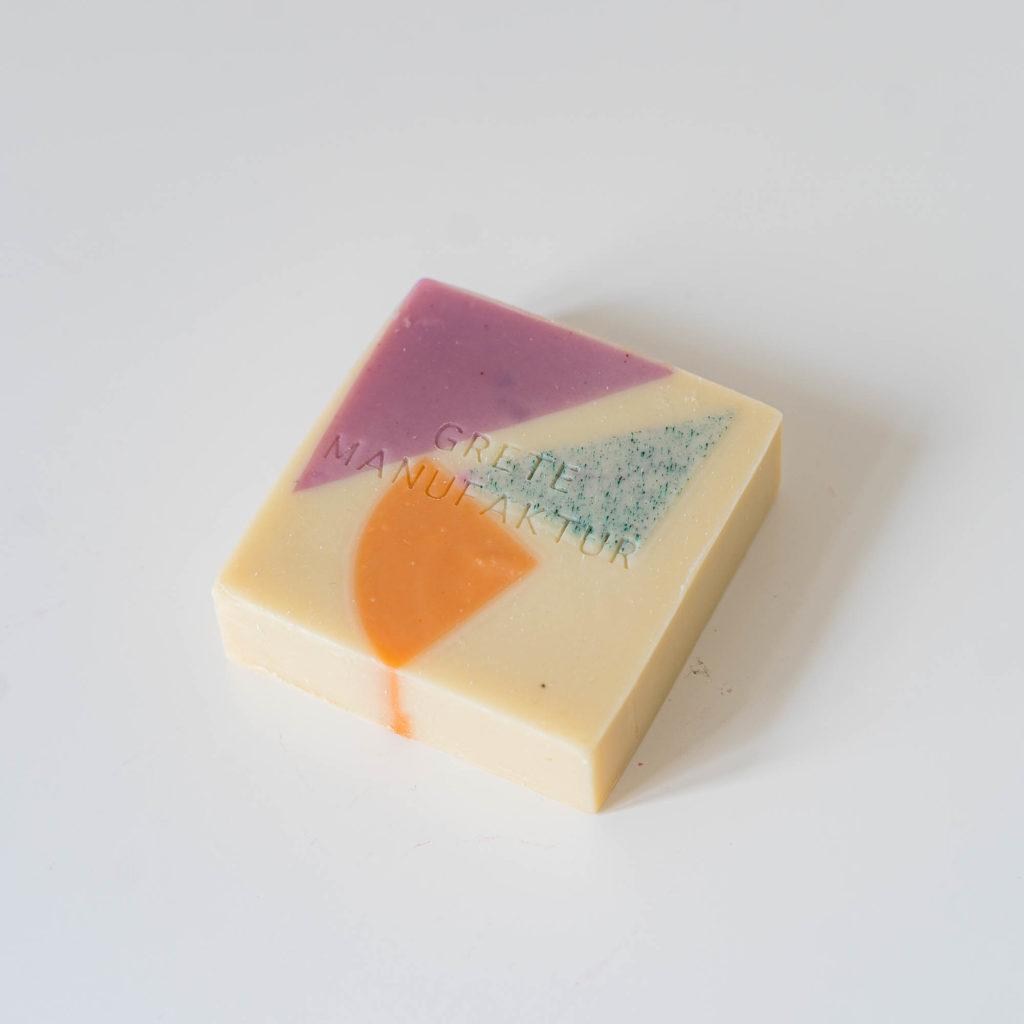 Grete Manufaktur - SEIFE CONSTANZE - LAVENDEL & THYMIAN - punkte orange pink