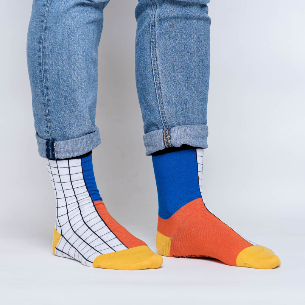 nice socks half grid - red blue