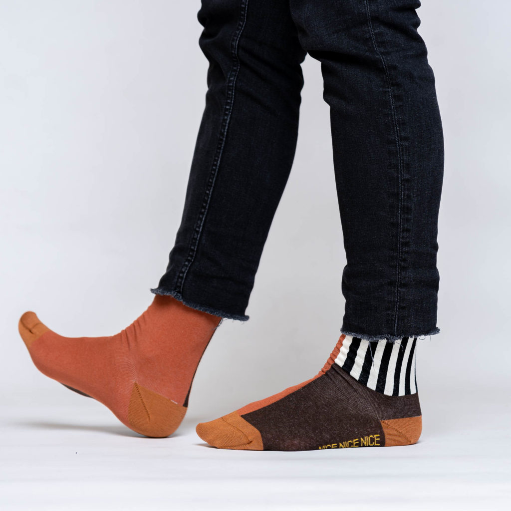 nice socks half stripes - chocolate