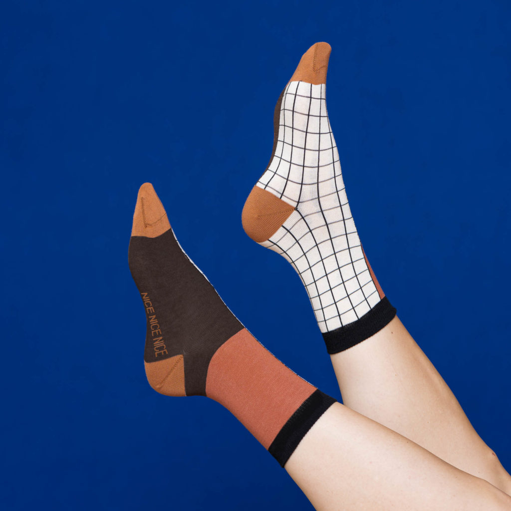 nice socks half grid - chocolate