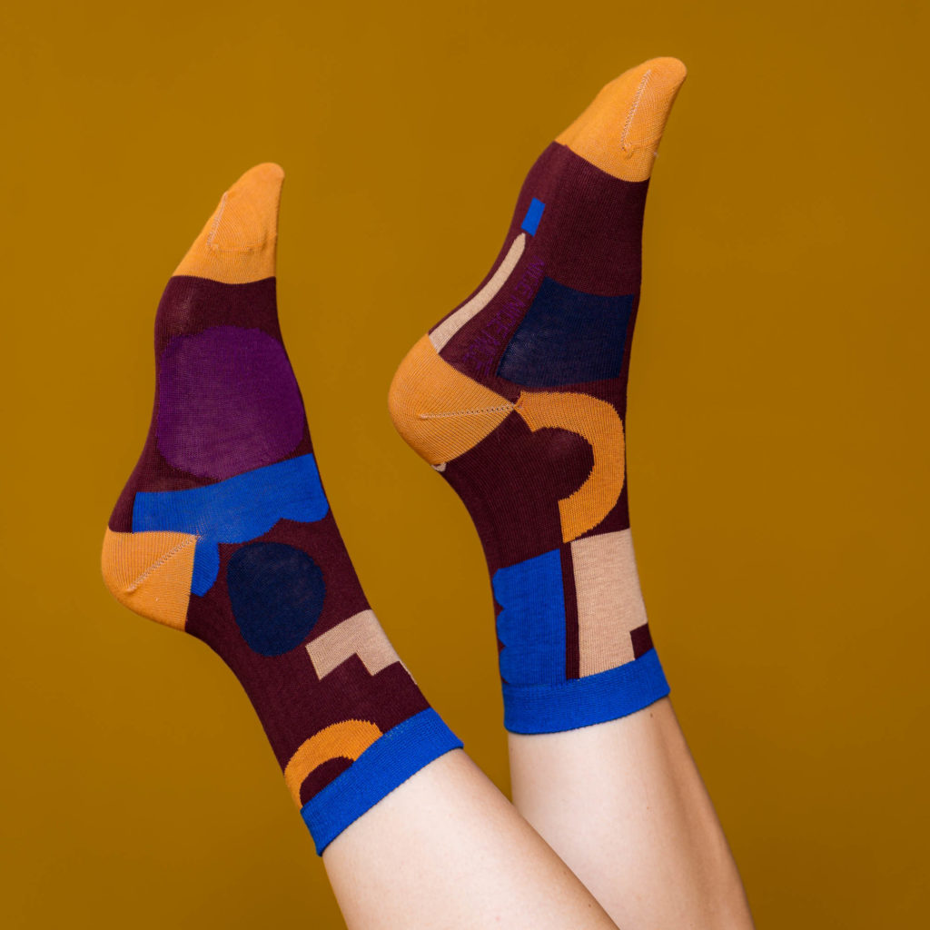 nice socks blocks - red
