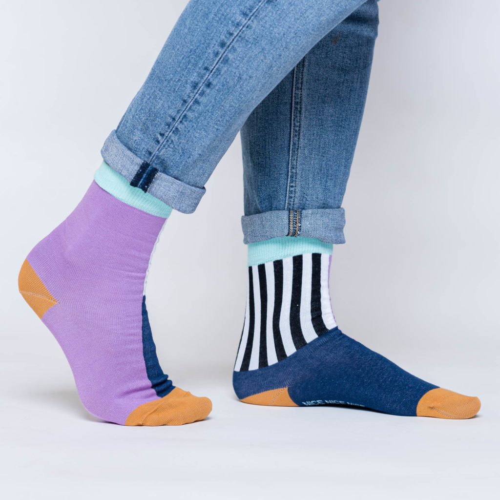 nice socks half stripes - purple