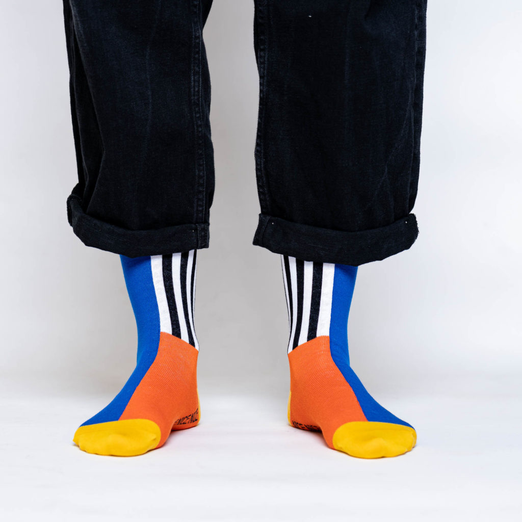 nice socks half stripes - red blue