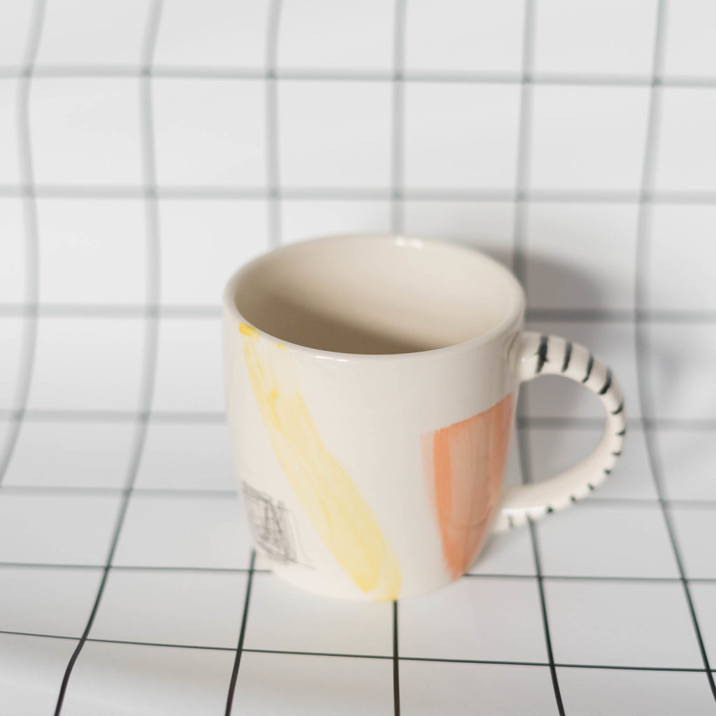 Kaffeebecher groß mit Henkel scribbles