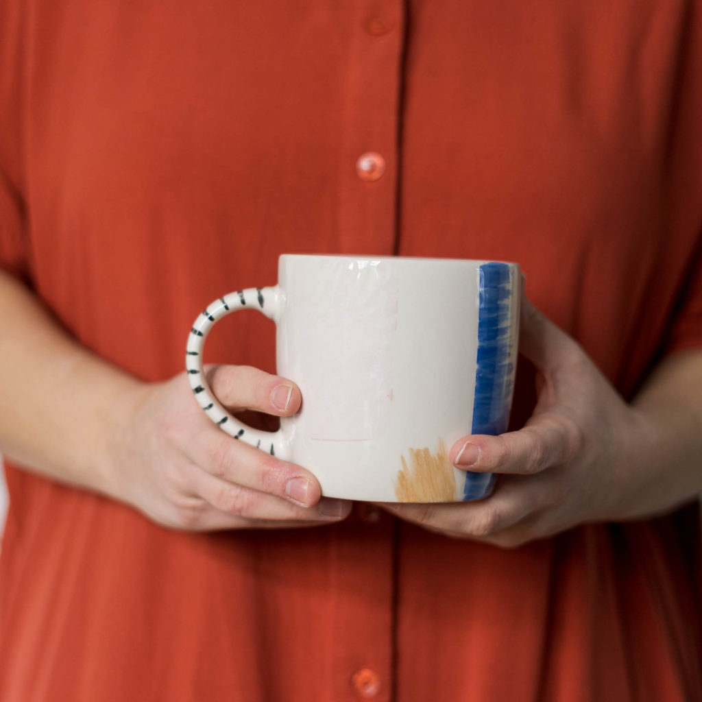 Kaffeebecher groß mit Henkel scribbles